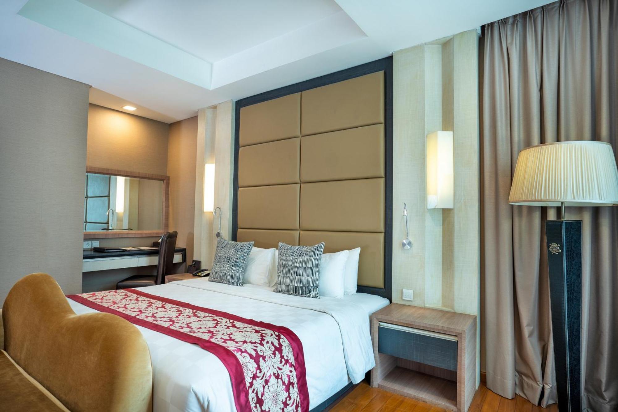Nagoya Hill Hotel Batam Exteriér fotografie