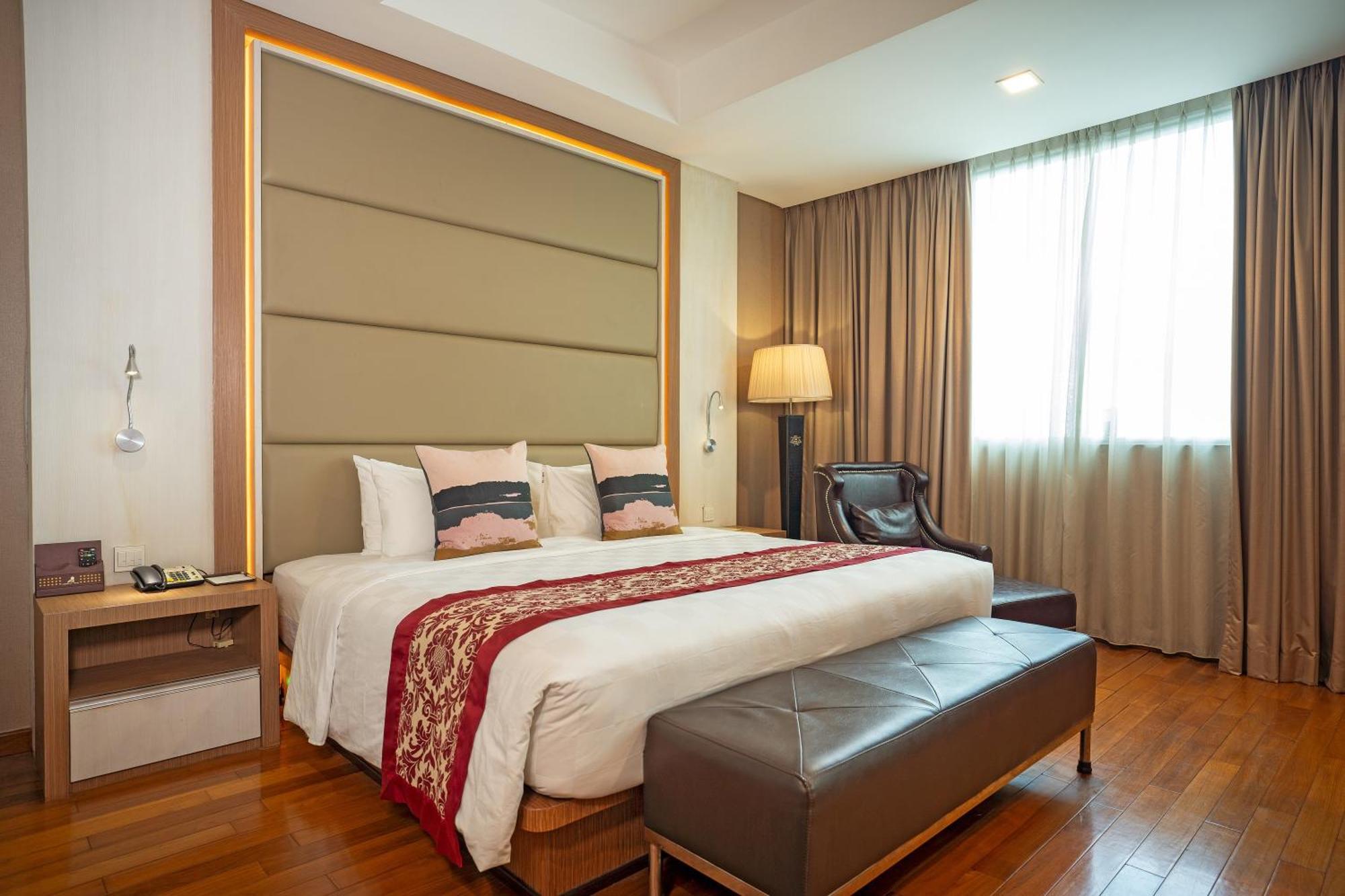 Nagoya Hill Hotel Batam Exteriér fotografie