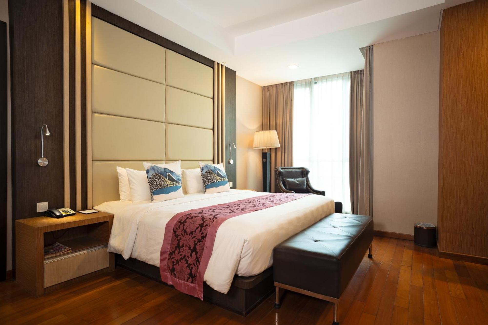 Nagoya Hill Hotel Batam Exteriér fotografie